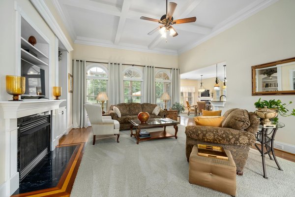 Des tableaux éclatants pour métamorphoser votre intérieur