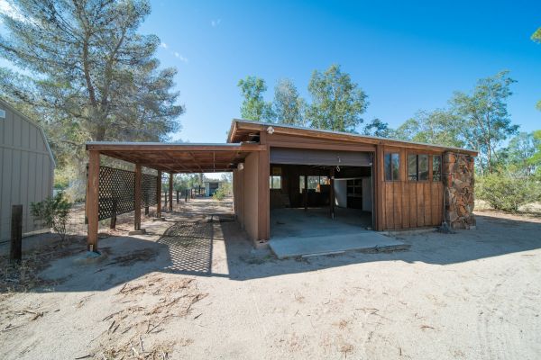 Choix efficace d'un carport pour deux voitures : guide essentiel